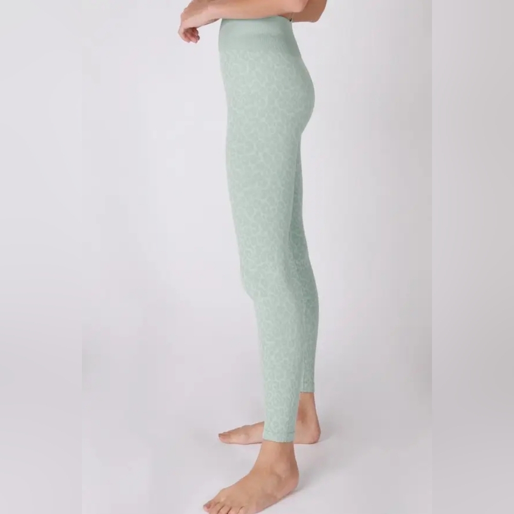One Size Mint Green Leopard Print Leggings